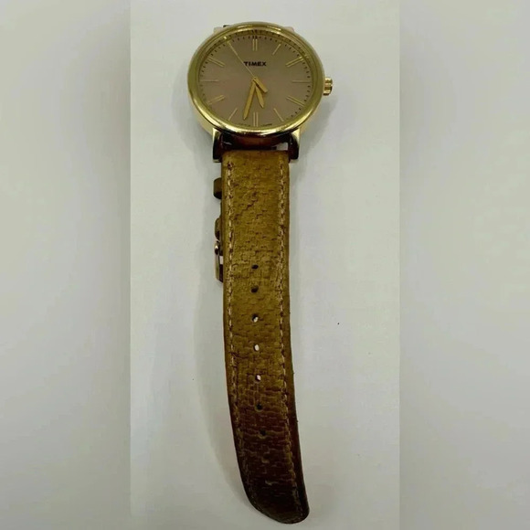 Timex Brown & Gold Toned Classy Water Resistant Wristwatch w/ Adjustable Band - Picture 4 of 7